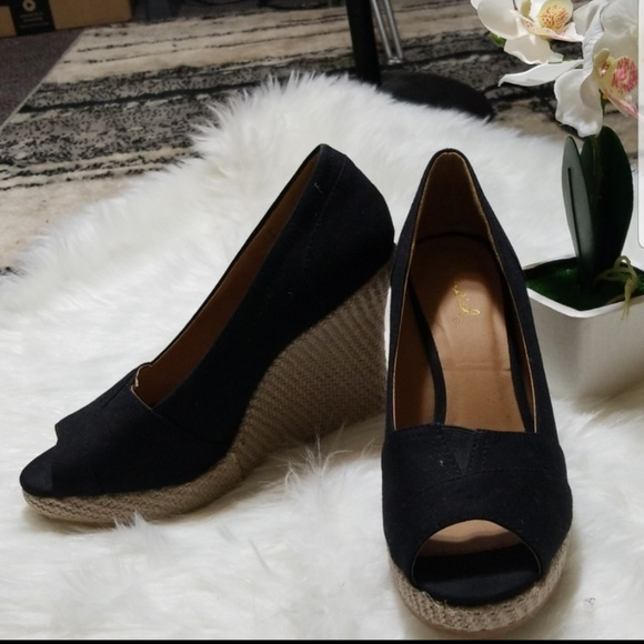 3/$20 QUPID|Open Toe 3" Heeled Espadrilles Sz 6 - Picture 2 of 7